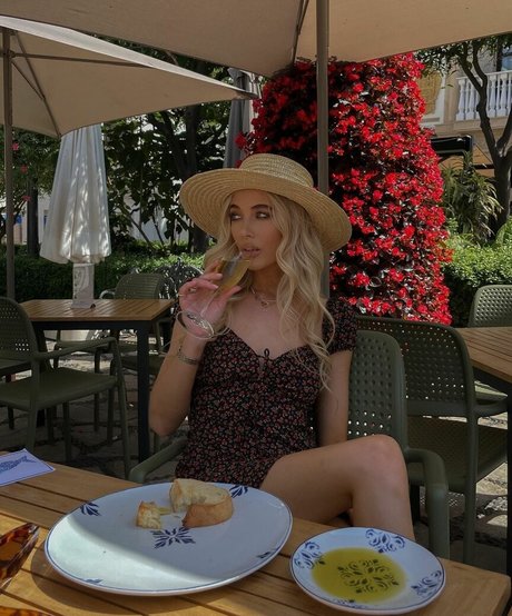 巨乳 パイズリ OnlyFans アダルト無料 画像