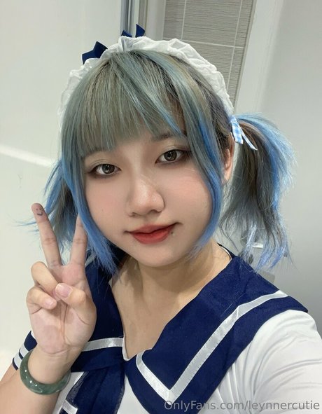 アジアン・エボニー・オンリーファンズ ベスト 写真