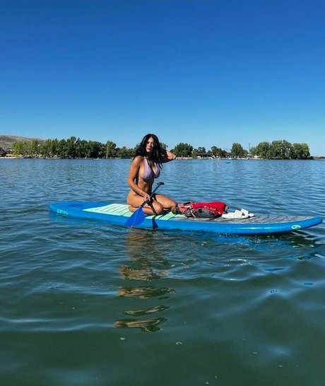 Jordygroesch 高品質モデル 写真