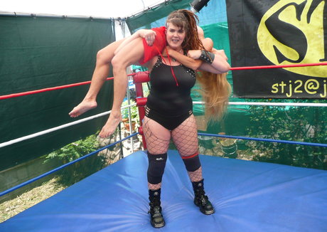 Tanya Danielle ヌードのポルノスター 写真