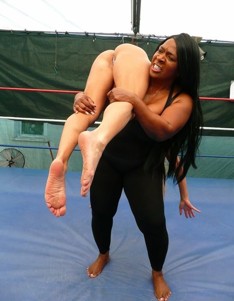 Tanya Danielle ポルノスター 素敵 写真