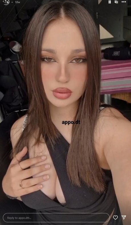 ブルネットのPOV OnlyFans 無料 写真