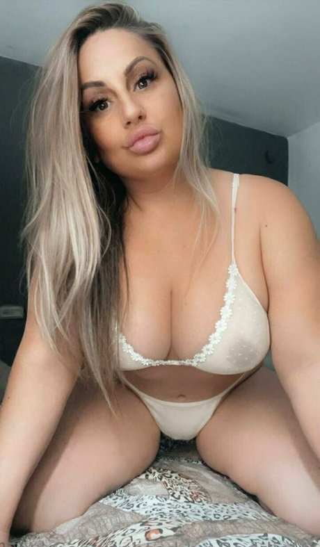 BBW パウグ オンリーファンズ 無料セクシー アーカイブ