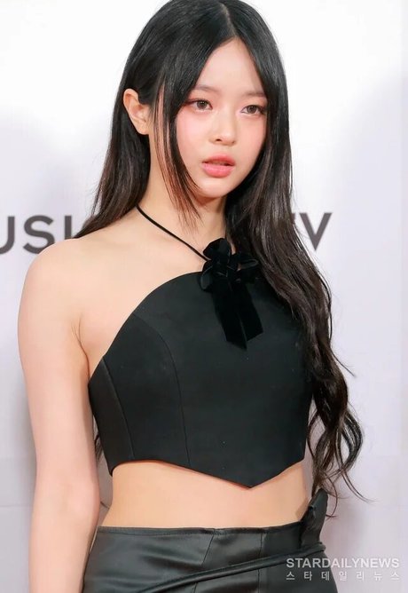 金髪の射精OnlyFans ベスト 画像