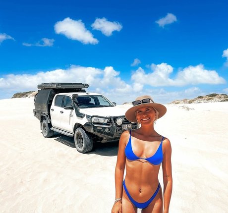 自然な赤毛のオンリーファンズ 素敵 画像