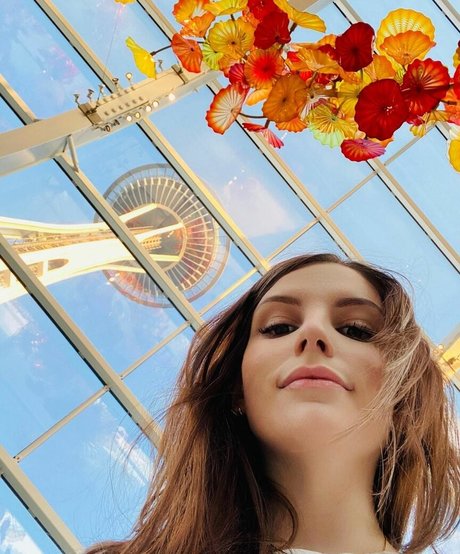 金髪クーガーオンリーファンズ ホットxxx 画像