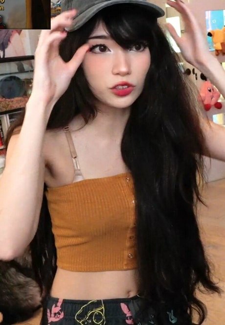 母娘オンリーファンズ 無料エロ 写真