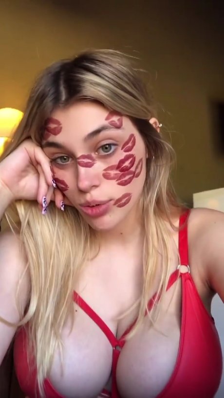 大学生カップルのオンリーファンズ ホットxxx 写真