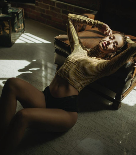 Izzy Rocha 無料のポルノスター 写真