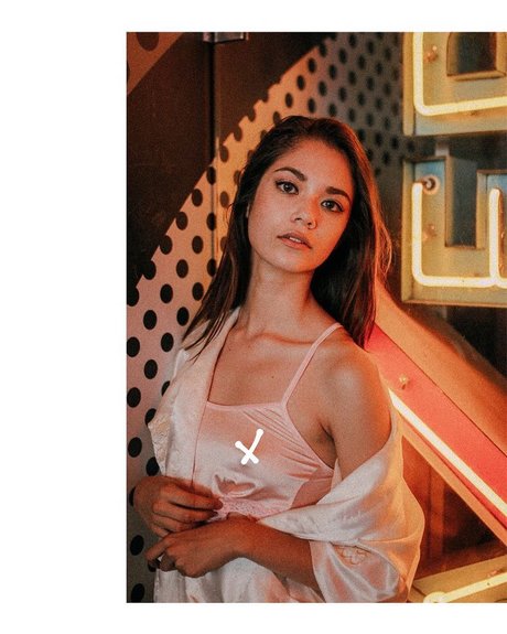 Melodi Flack_ ポルノ女優 画像