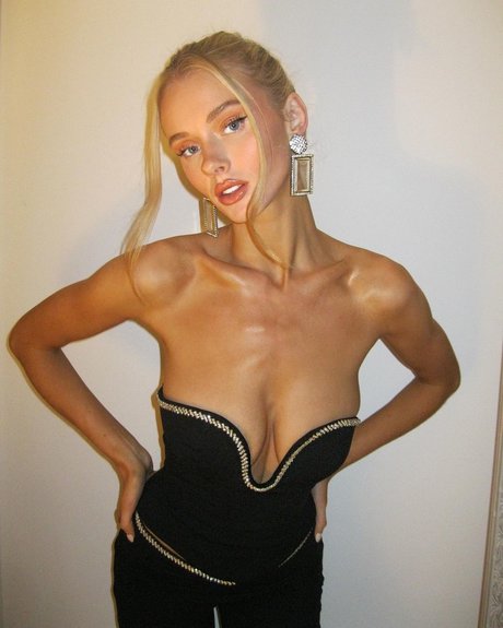 Victoria Turner ポルノスター アーカイブ