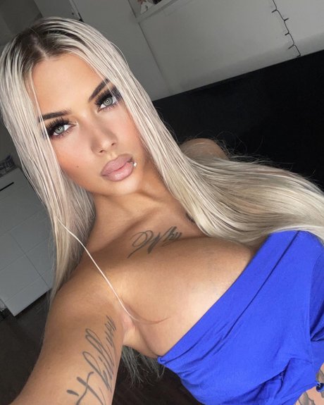 フェラチオ アジア人 OnlyFans 裸 画像