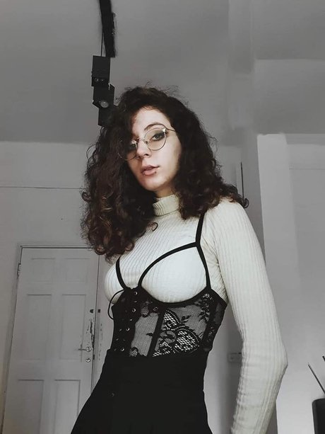 大学生カップルのオンリーファンズ ホットポルノ 画像