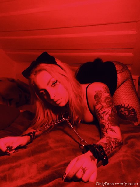 ゲイビデオ OnlyFans ヌード 写真