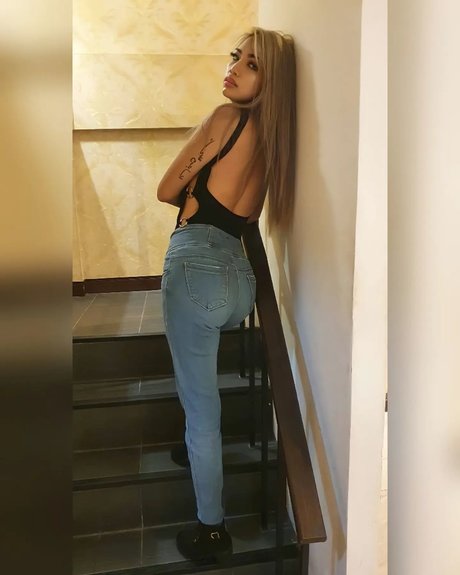 ブルネットの猫OnlyFans アダルト無料 ギャラリー