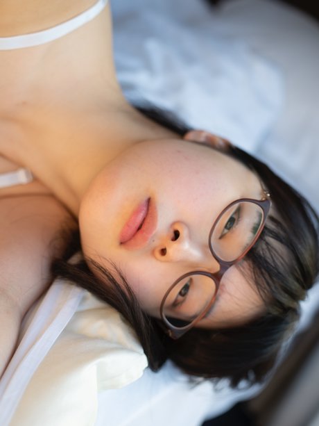 Shoujo Raisan 裸の女優 画像