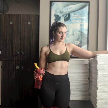 ブラックマジックオンリーファンズ 無料セクシー アーカイブ