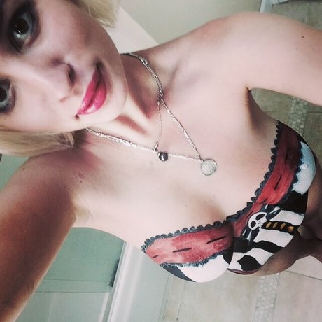 Uli Krown_ xxxポルノスター アーカイブ