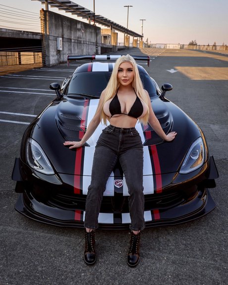 年配の熟女オンリーファンズ xxx アーカイブ