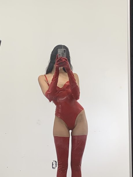 _Sad Samo 完璧なモデル 写真