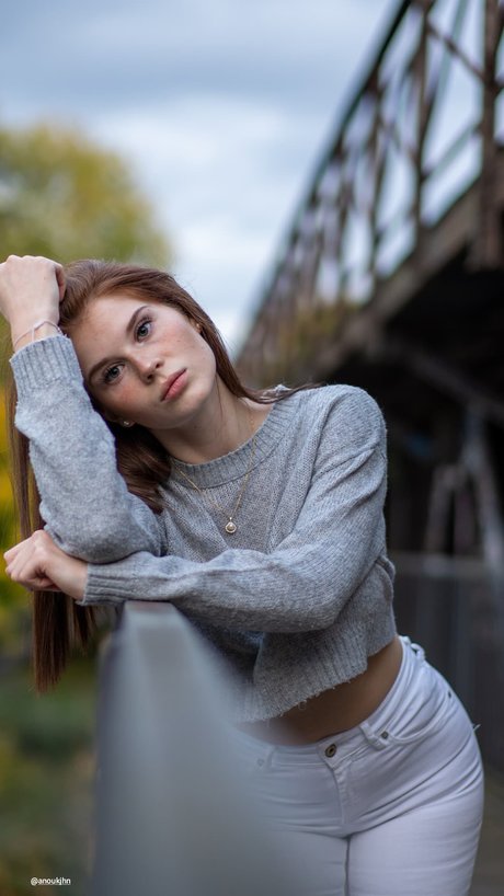 Anouk 無料のポルノスター 画像