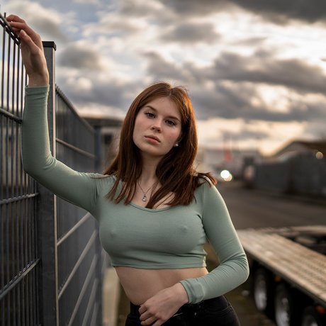 Anouk ポルノスター ギャラリー