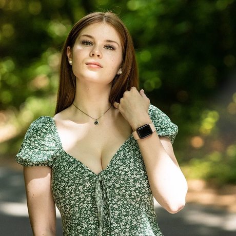 Anouk アートスター 写真