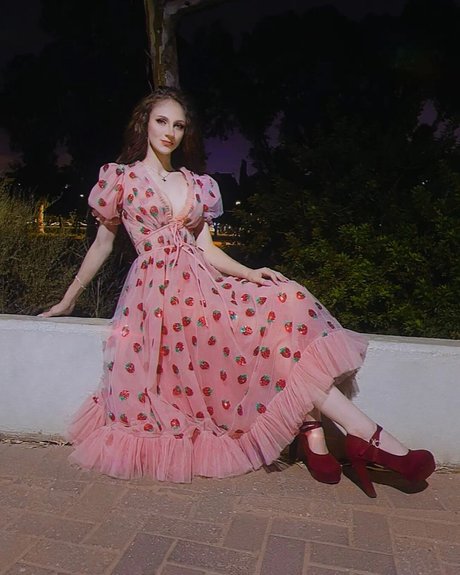 アナルトランスOnlyFans ヌード 写真