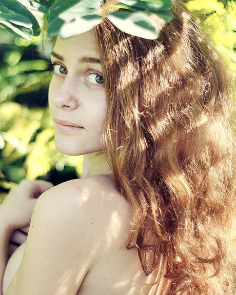 Ave Maria_ ポルノモデル 写真