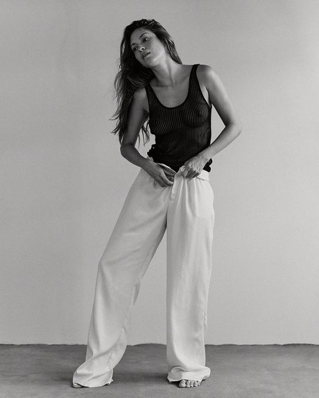 Cassie Amato ヌードモデル ギャラリー