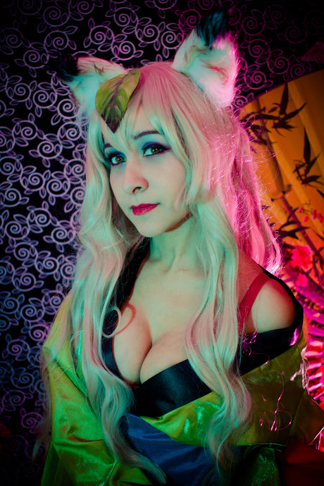 Kitsune No Fullmoon ポルノスター ヌード 画像