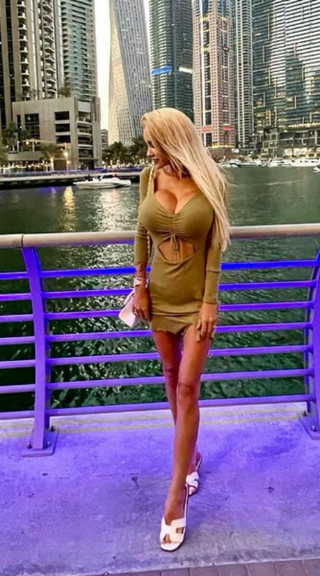 Ramona Perthel スター 裸 写真