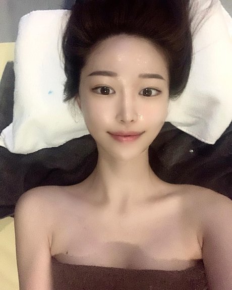 Vin Daily ポルノモデル 写真