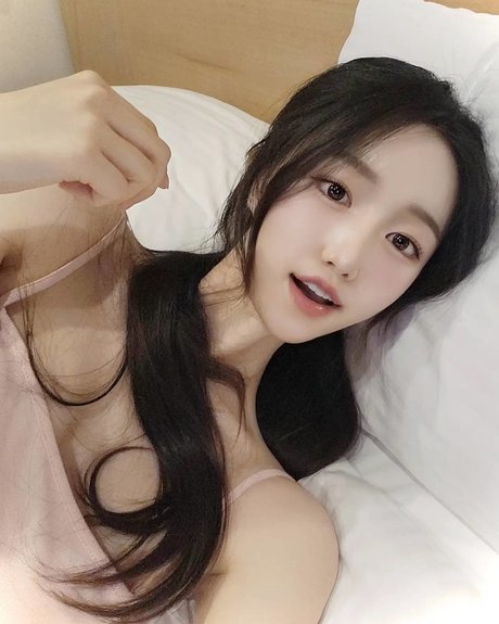 Vin Daily アート女優 写真