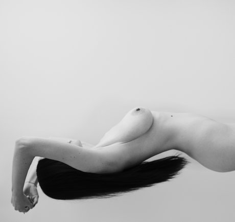 _Mariah Morvant 無料スター 画像