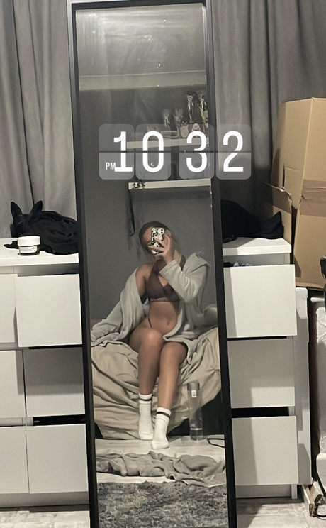 曲線美のランジェリーOnlyFans 無料ポルノ 画像