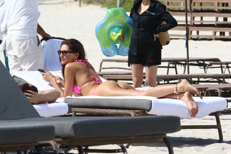 Debbie Stpierre ポルノスター 高品質 写真