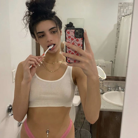 _Gianna Belsito 素敵なスター アーカイブ