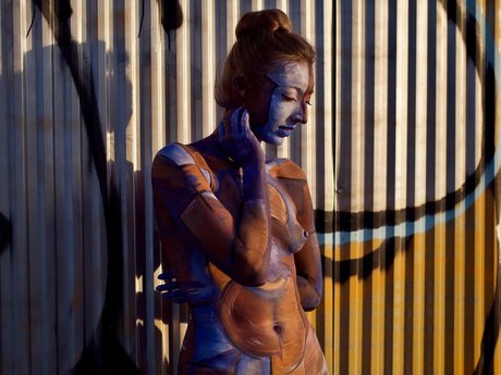 Luisa Ladeveze セックスポルノスター 写真