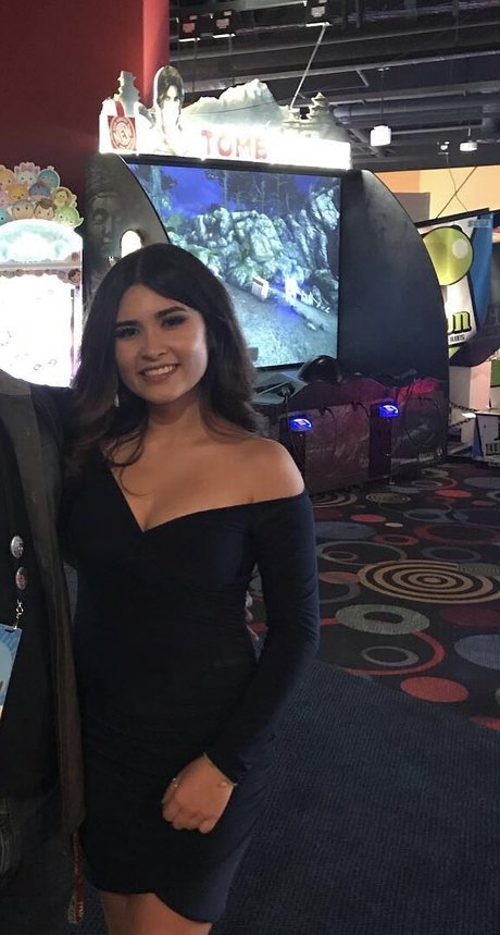 母娘オンリーファン 無料ポルノ 画像