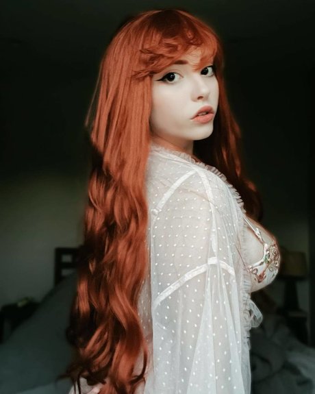 ゴス3P OnlyFans セクシーヌード 画像