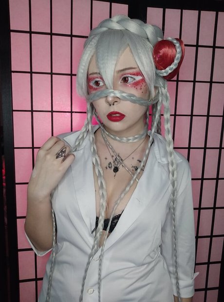 _Christine Usi 完璧な女優 ギャラリー