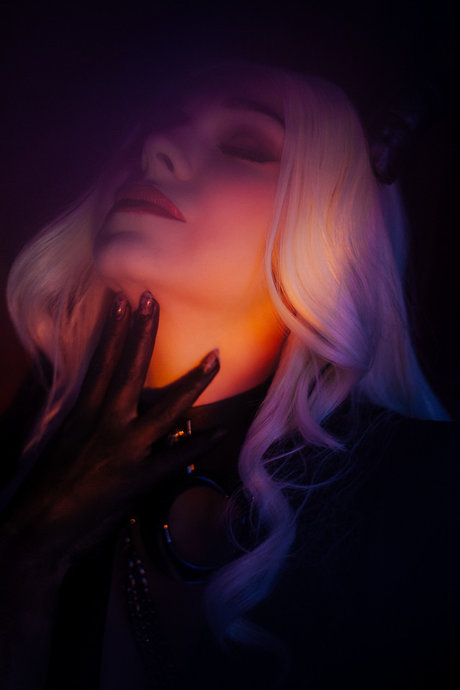 お尻オンリーファン セクシーヌード ギャラリー