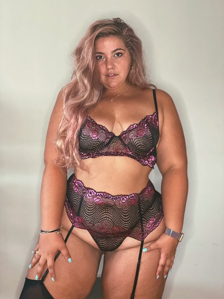 巨乳アナルOnlyFans トップ 写真