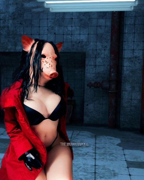 Laura Amuyus_ ポルノ女優 写真