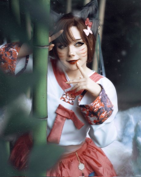 Little Giuli ポルノスター ホット 画像