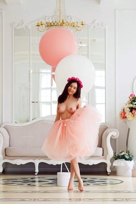 Valeria Kovalenko アダルト女優 写真