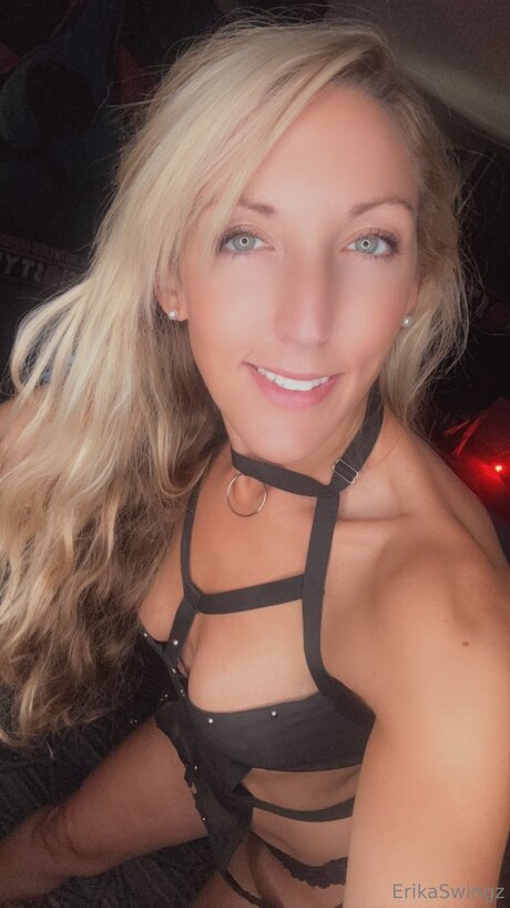 50歳のOnlyFans ホットxxx 写真