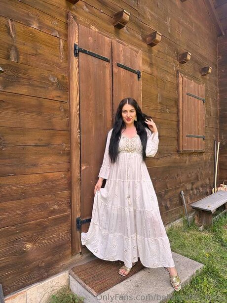 Belladiablo Foyer 美しいモデル アーカイブ