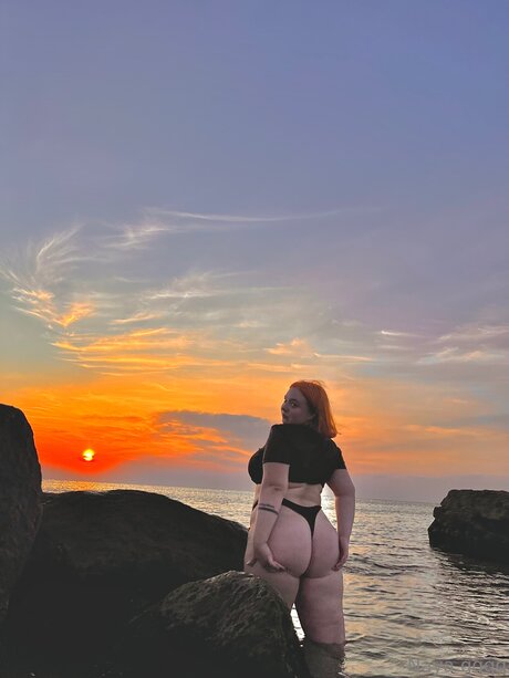 Nayaqqqqq ポルノ女優 画像